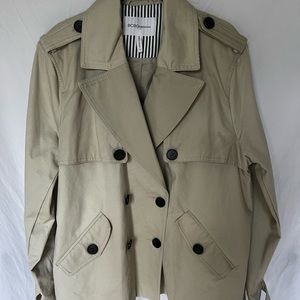 BCBGgeneration, trench